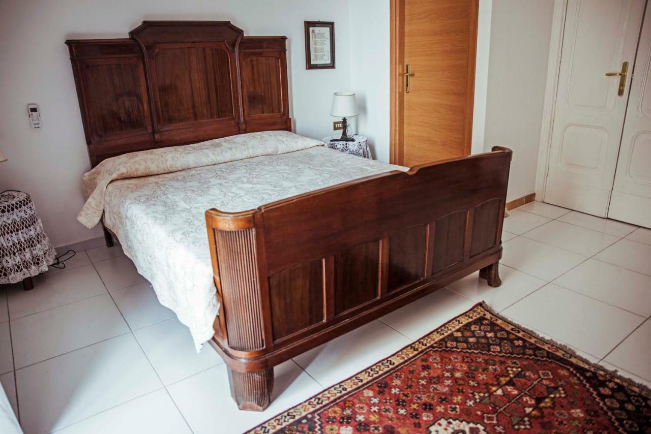 Miracoletti38 Hotel Naples Luaran gambar