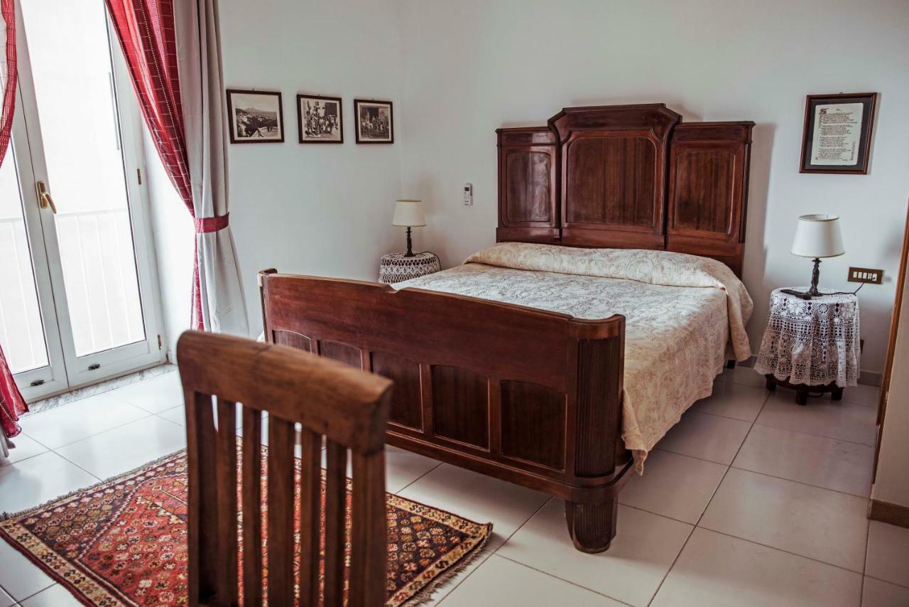 Miracoletti38 Hotel Naples Luaran gambar